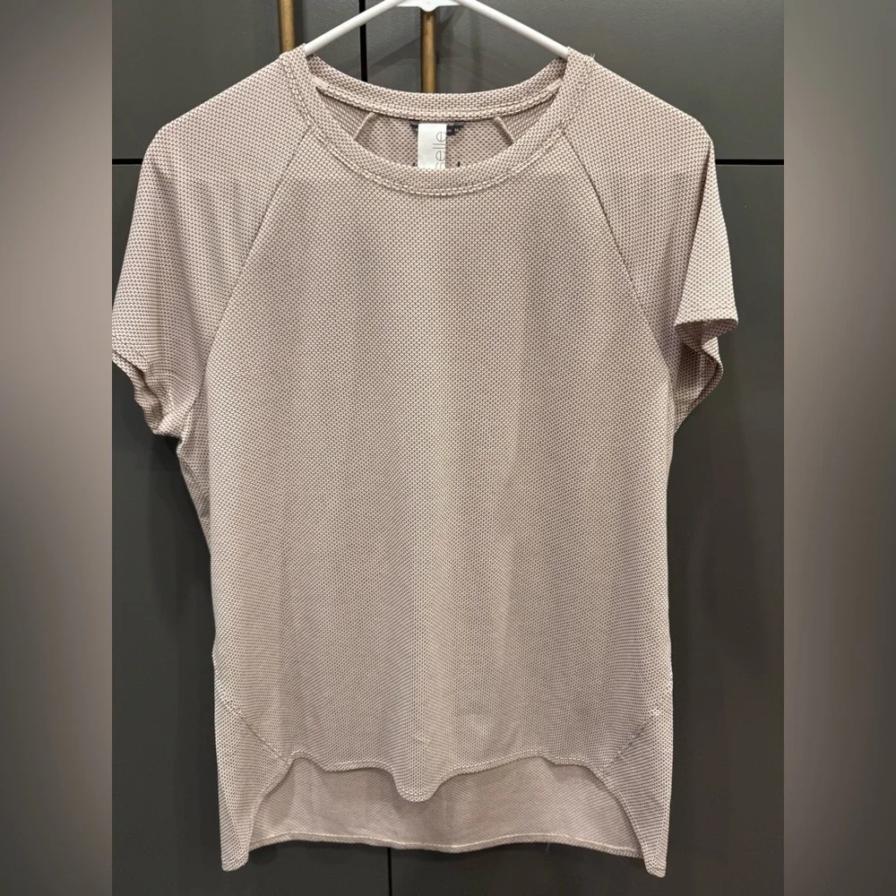 Oiselle Flyout Shirt - Women's Size 14 - Picture 1 of 3